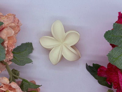 Ivory Petal